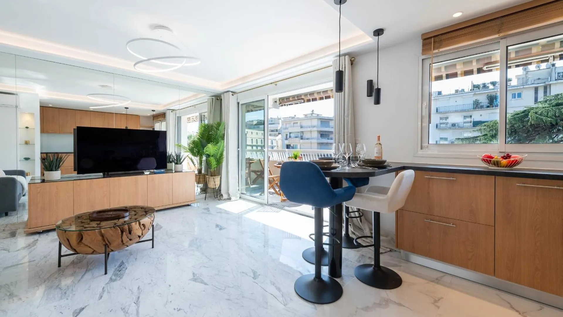 Spacious 1-Br Apartment With Terrace Heart Of 戛纳 法国