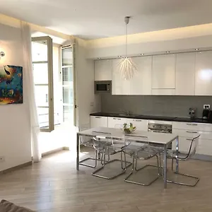 Tony Allard Appartement